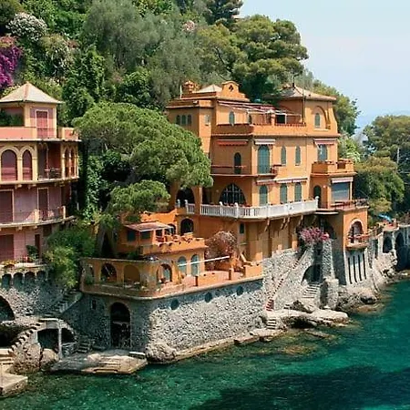 Center Steps From The Sea Ac Wi-fi Parking Apartamento Rapallo